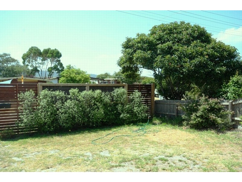 186 Eighth Avenue, Rosebud VIC 3939