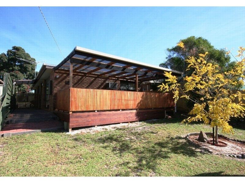 108 Sixth Avenue, Rosebud VIC 3939