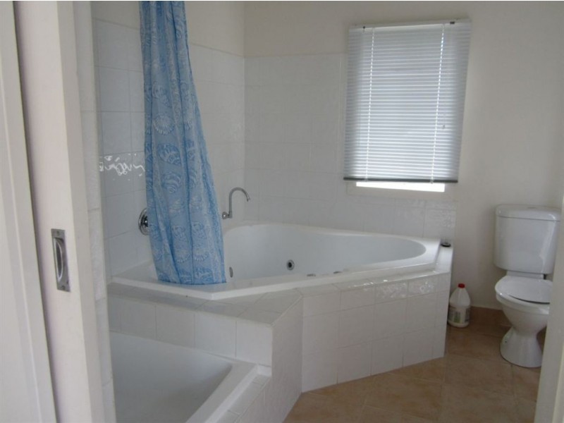 9 Gipps Street, Rosebud VIC 3939