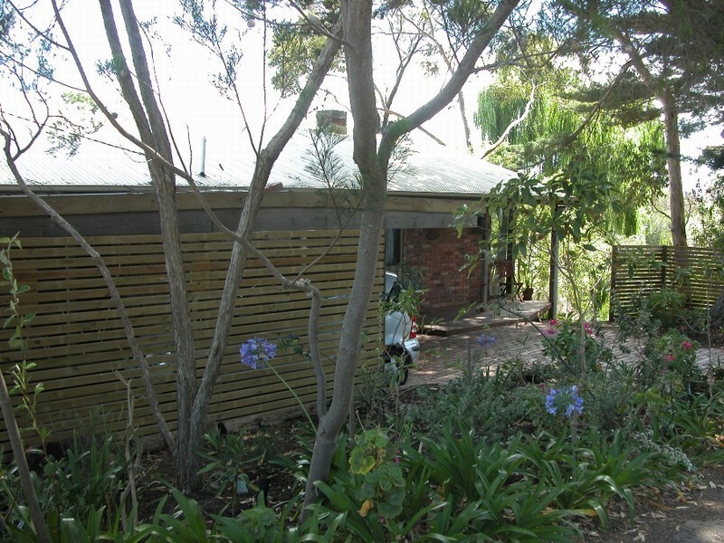 2 Burrell Street, Mccrae VIC 3938