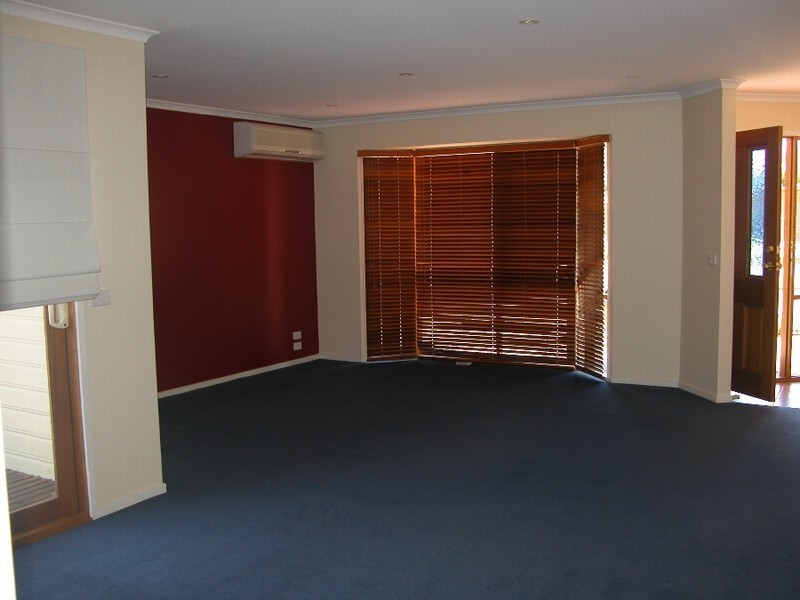 17 Anne Street, Rosebud VIC 3939