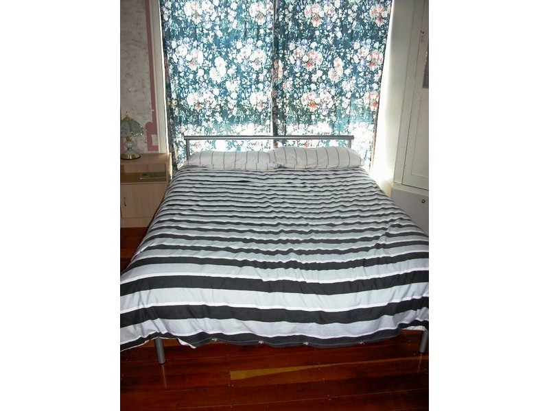 18 Sixth Avenue, Rosebud VIC 3939