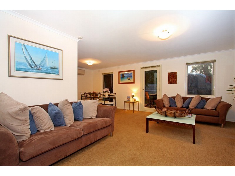 19 Greenhood Cres, Rosebud VIC 3939