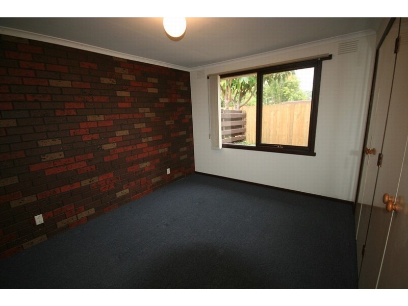 2/68 Whitehead Grove, Rosebud VIC 3939