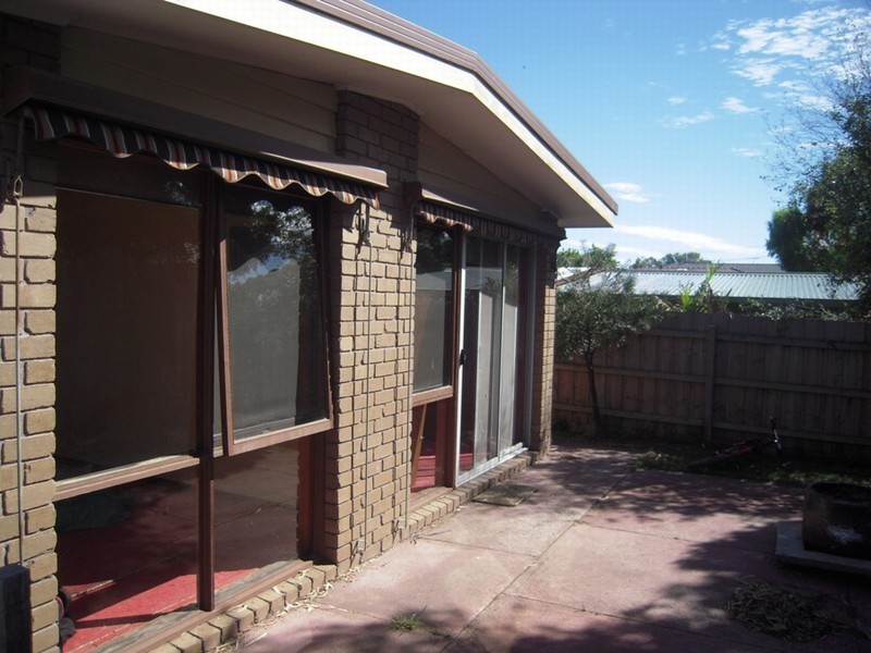 71A Hayes Avenue, Rosebud VIC 3939