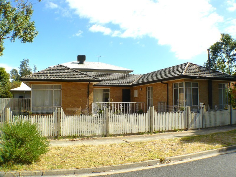 5 Boonong Avenue, Seaford VIC 3198