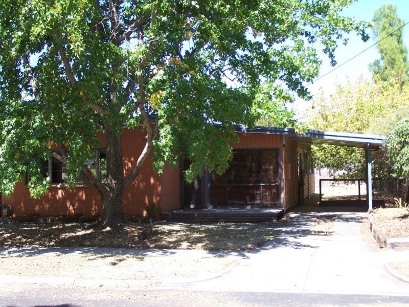 26 Denbigh Road, Seaford VIC 3198