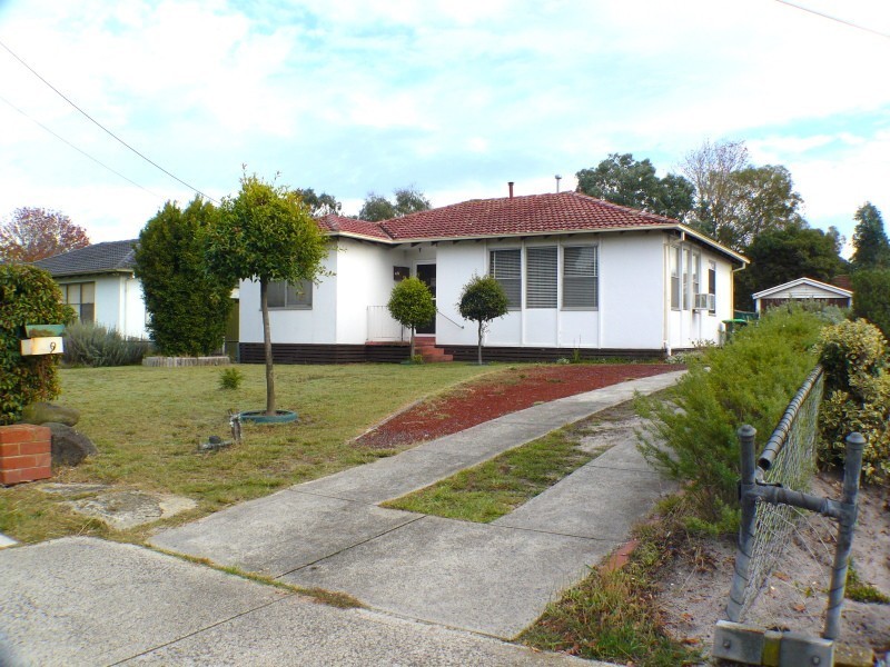 49 Moreton Street, Frankston North VIC 3200
