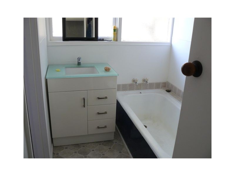 97 Railway Parade, Seaford VIC 3198