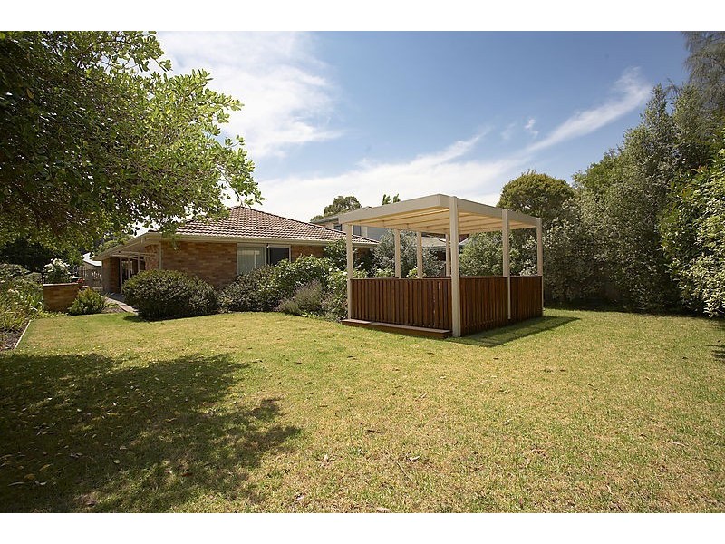 4 Catron Street, Seaford VIC 3198