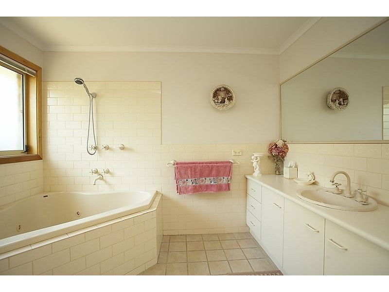 4 Catron Street, Seaford VIC 3198