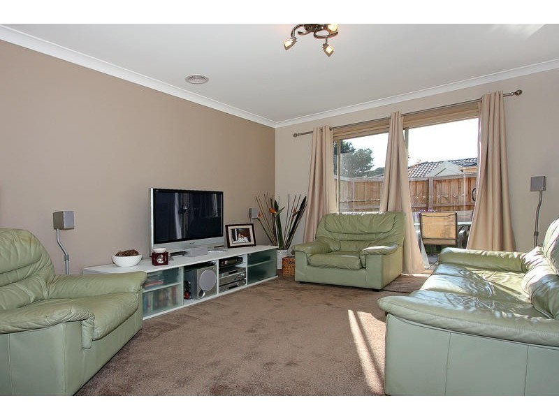 2/67 East Road, Seaford VIC 3198