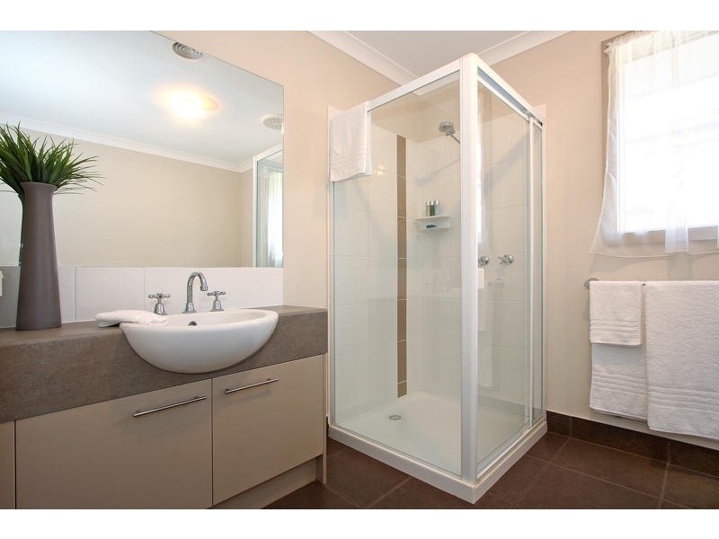 2/67 East Road, Seaford VIC 3198