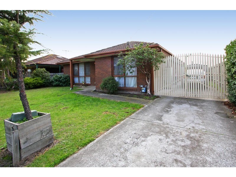 8 Rossiter Court, Seaford VIC 3198