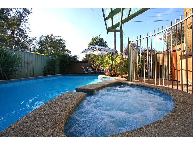 23 Mahoney Crescent, Seaford VIC 3198