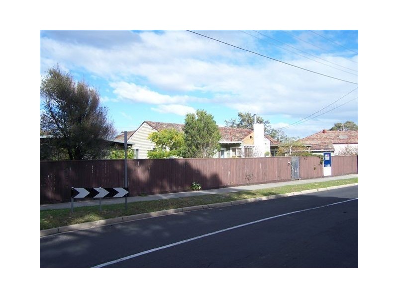 2 Park Street, Seaford VIC 3198