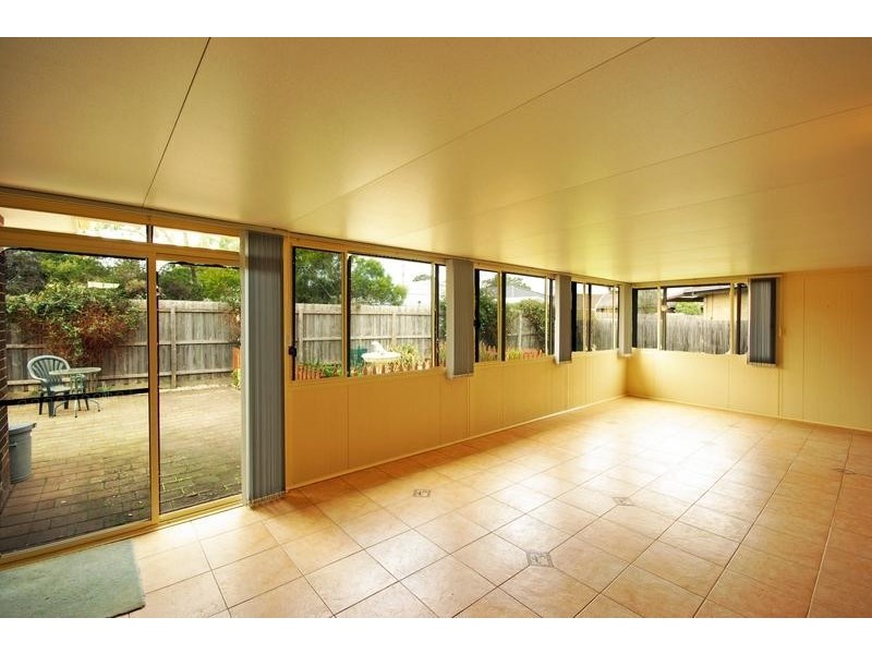 2 Fern Close, Seaford VIC 3198