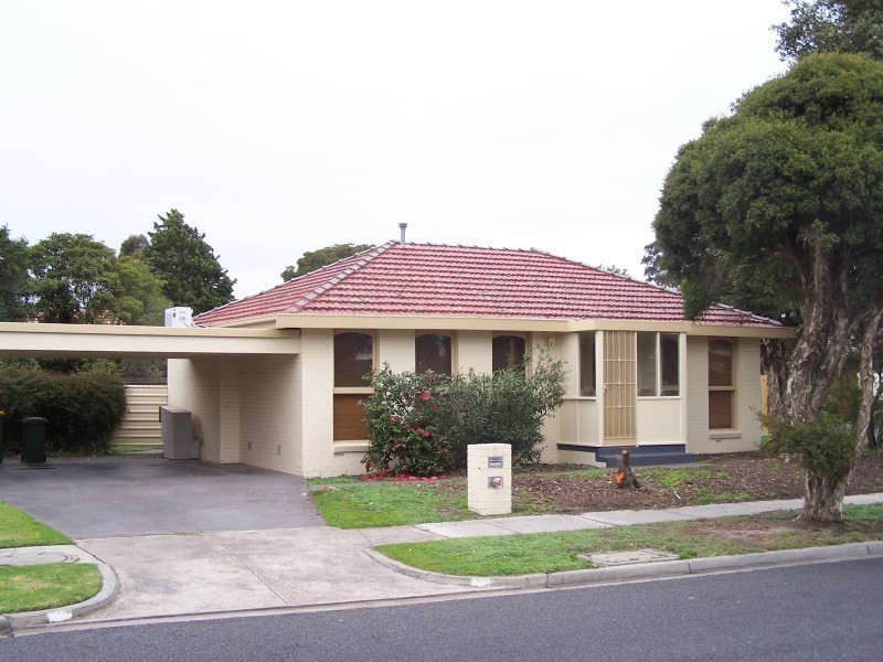 2 Ashworth Drive, Seaford VIC 3198