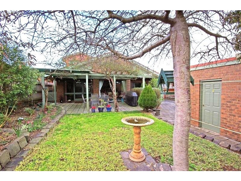 57 Wunalla Road, Seaford VIC 3198