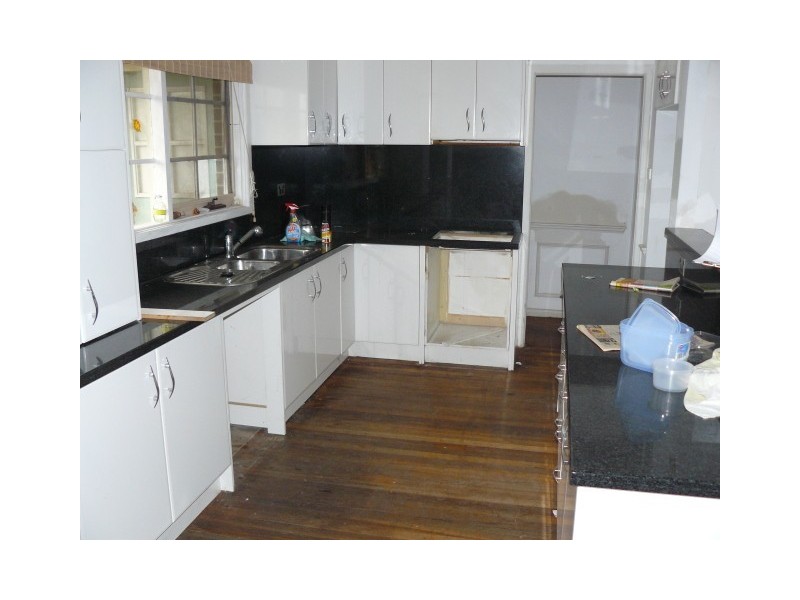 27 Hallifax Street, Seaford VIC 3198