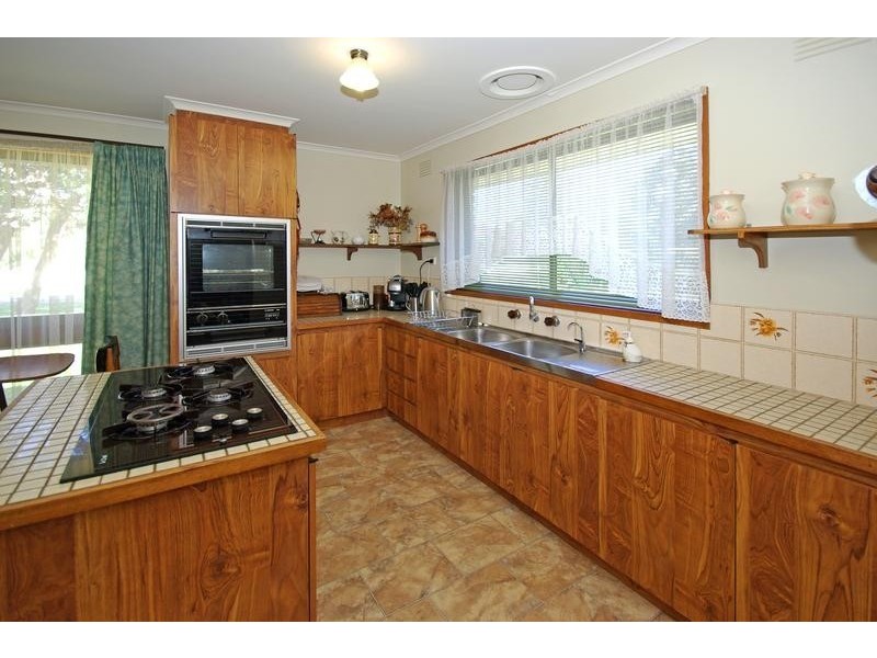 31 Fortescue Avenue, Seaford VIC 3198