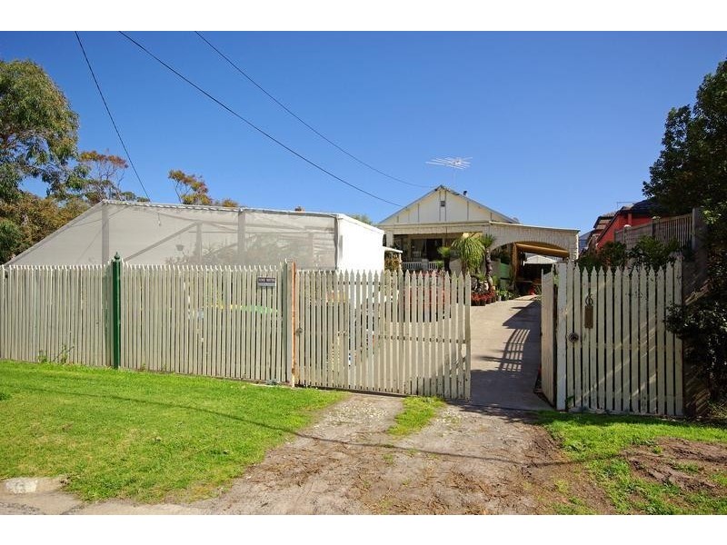 6 Riviera Street, Seaford VIC 3198