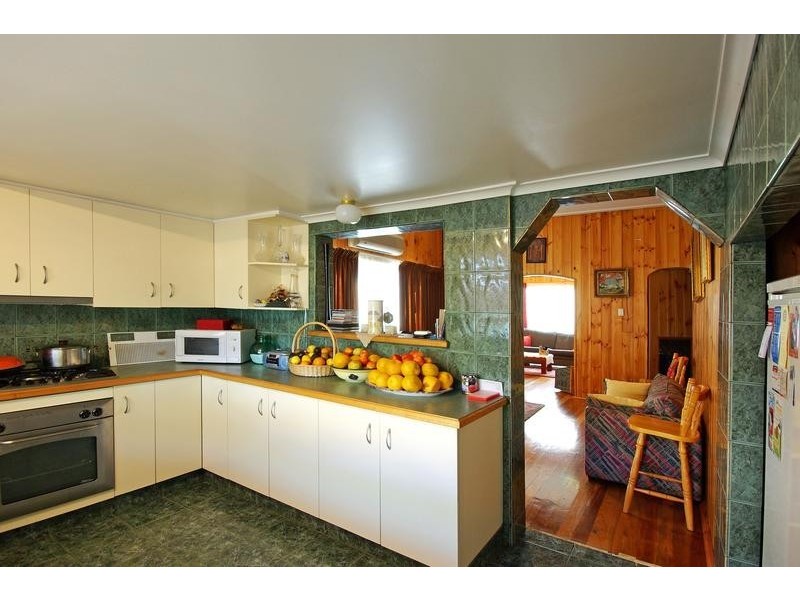 6 Riviera Street, Seaford VIC 3198