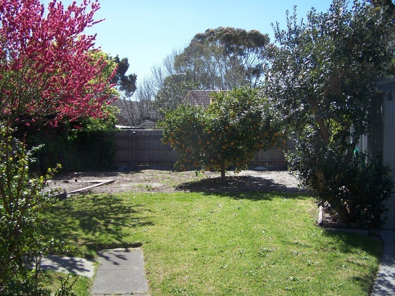 15 Aleppo Crescent, Frankston North VIC 3200