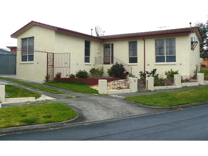 2 Telopea Court, Frankston North VIC 3200