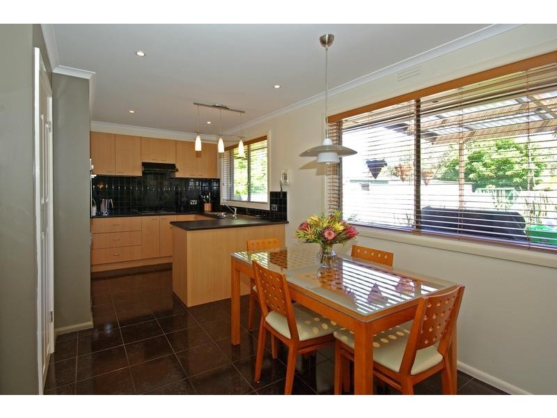 4 Hadley Street, Seaford VIC 3198