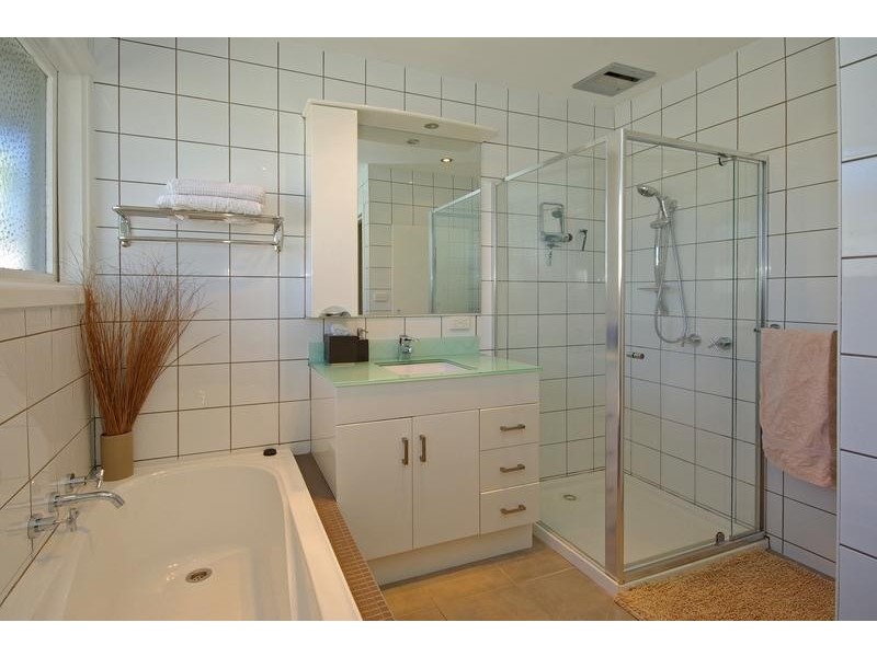 4 Hadley Street, Seaford VIC 3198