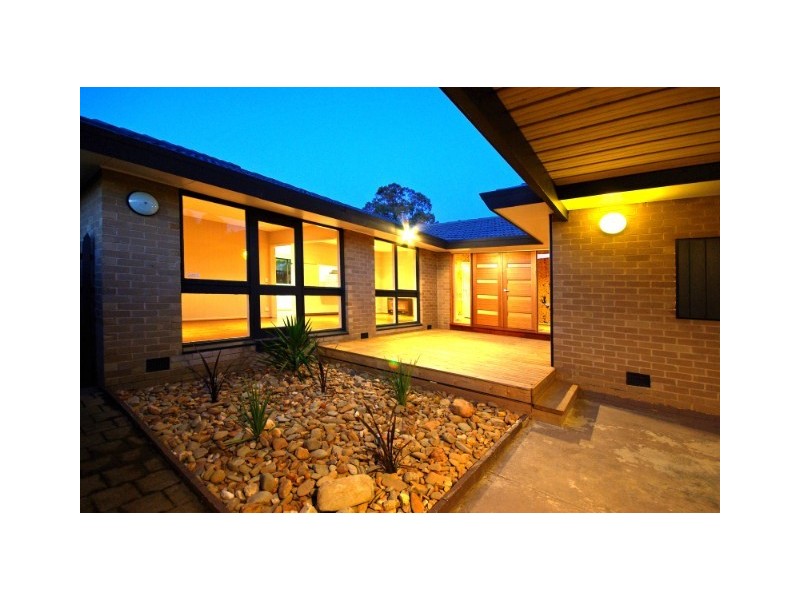 7 Centenary Street, Seaford VIC 3198