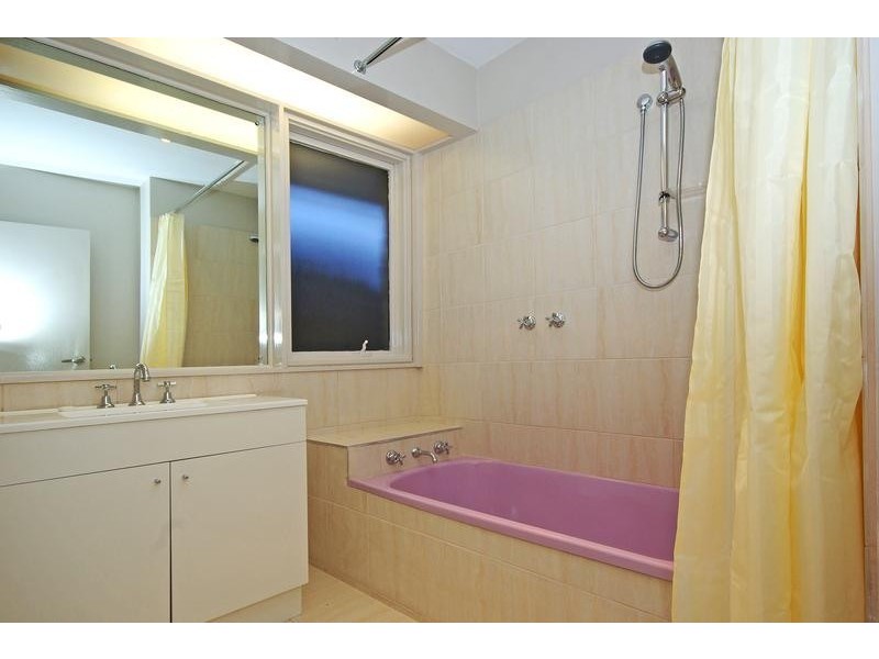 7 Centenary Street, Seaford VIC 3198