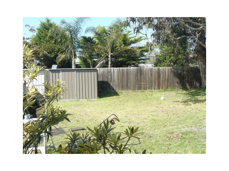 22 Kinsale Street, Seaford VIC 3198