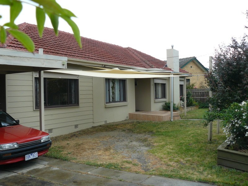 32 Weatherston Road, Seaford VIC 3198