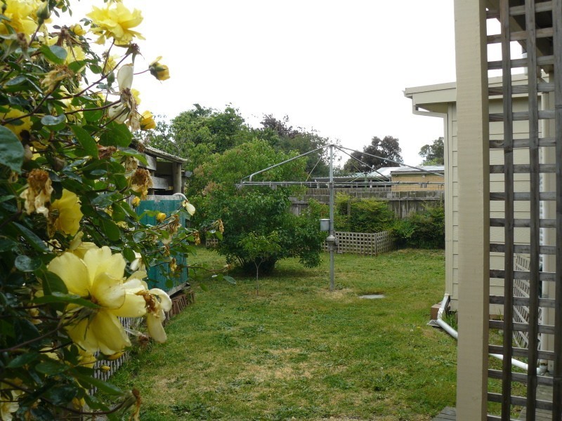 32 Weatherston Road, Seaford VIC 3198
