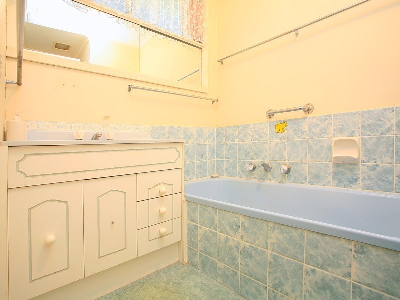 8 Duncan Avenue, Seaford VIC 3198