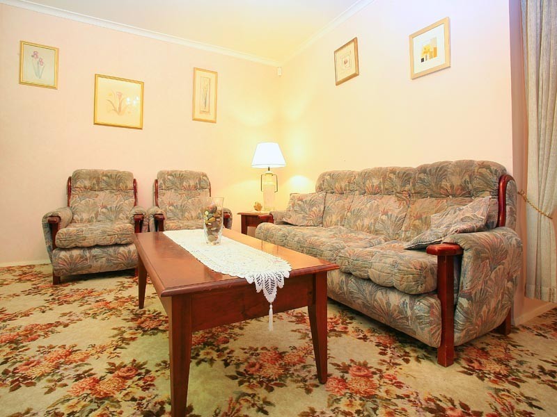 8 Duncan Avenue, Seaford VIC 3198