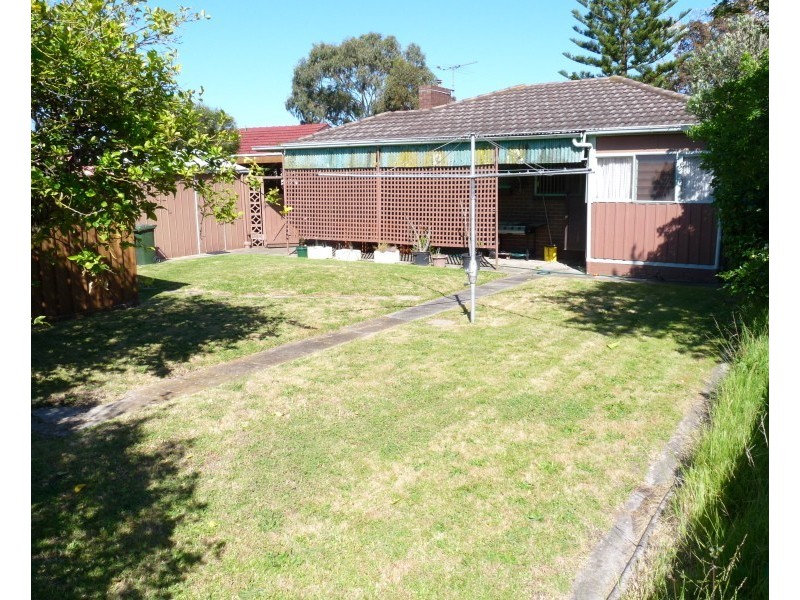 8 Duncan Avenue, Seaford VIC 3198