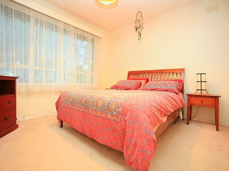 8 Duncan Avenue, Seaford VIC 3198