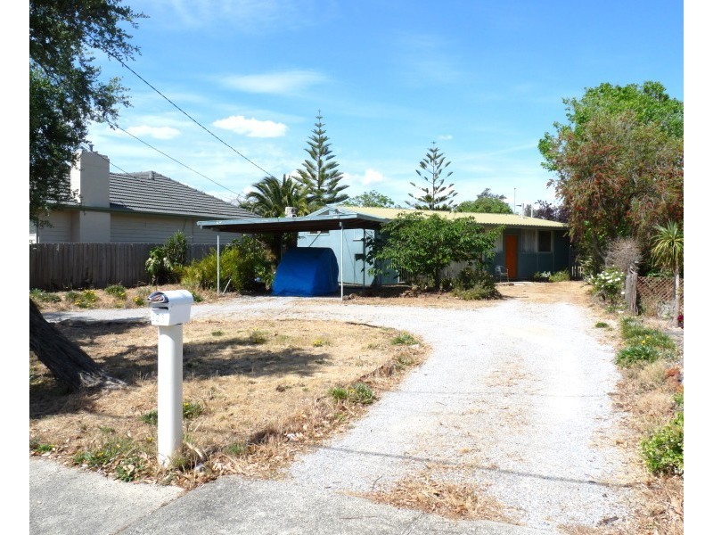 123 Rosslyn Avenue, Seaford VIC 3198