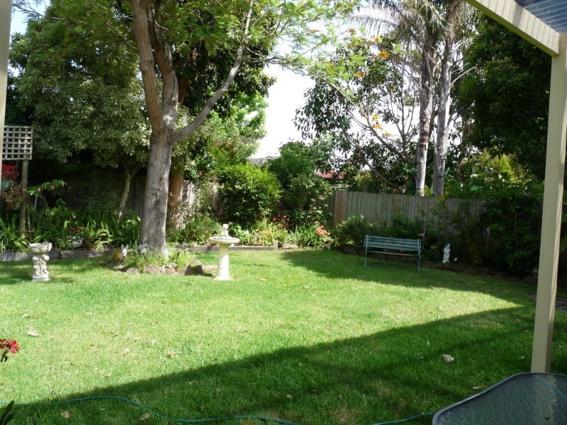 16 Elisdon Drive, Seaford VIC 3198