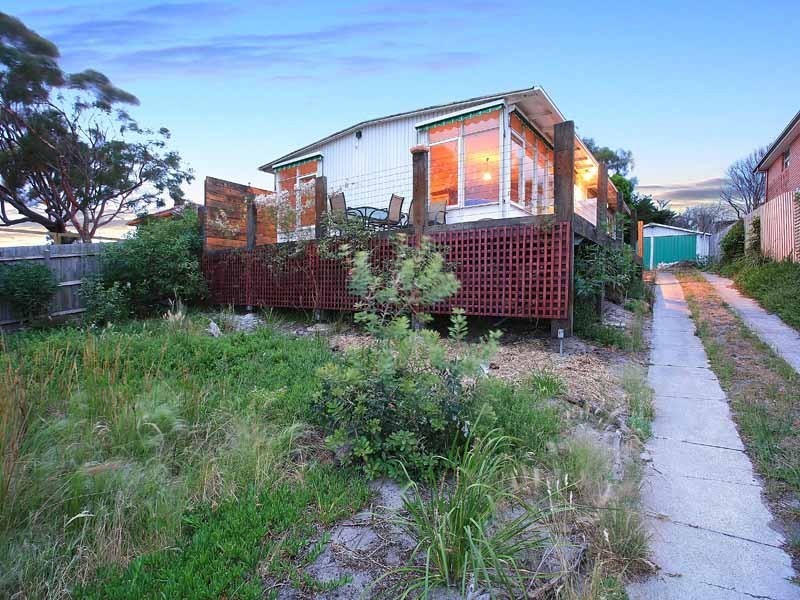 11 Riviera Street, Seaford VIC 3198