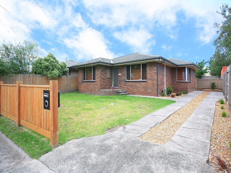 9 Centenary Street, Seaford VIC 3198