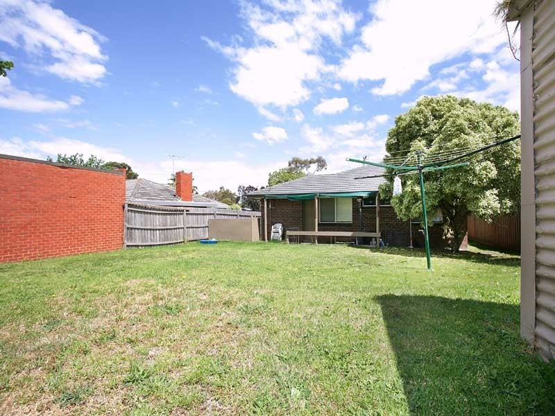 9 Centenary Street, Seaford VIC 3198