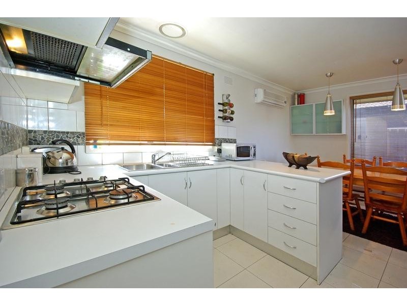 6 Pimpala Avenue, Seaford VIC 3198