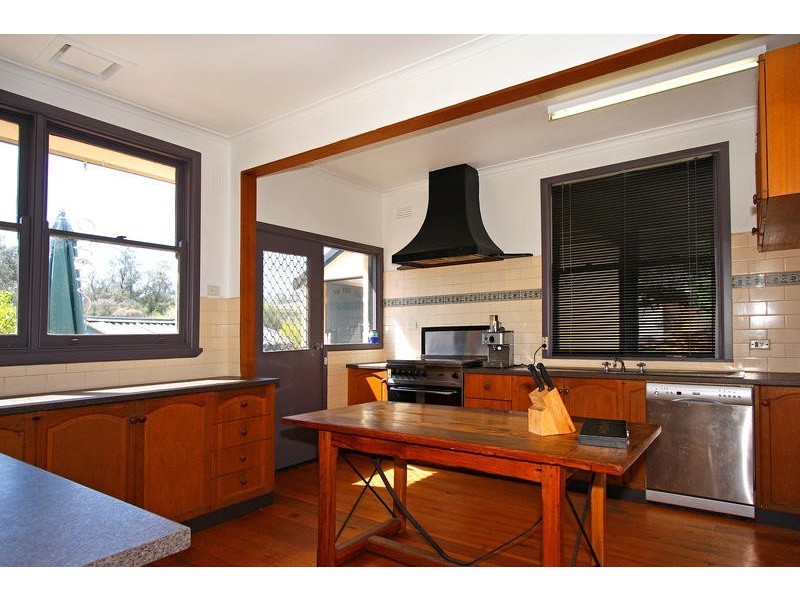 2 Beckwith Grove, Seaford VIC 3198