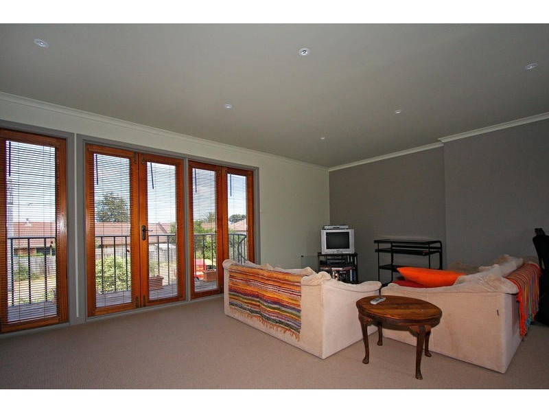 2 Beckwith Grove, Seaford VIC 3198