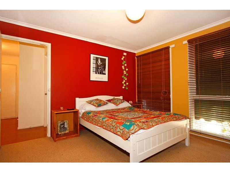 128 East Road, Seaford VIC 3198