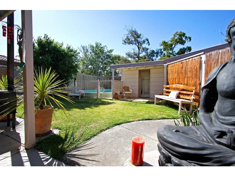 128 East Road, Seaford VIC 3198